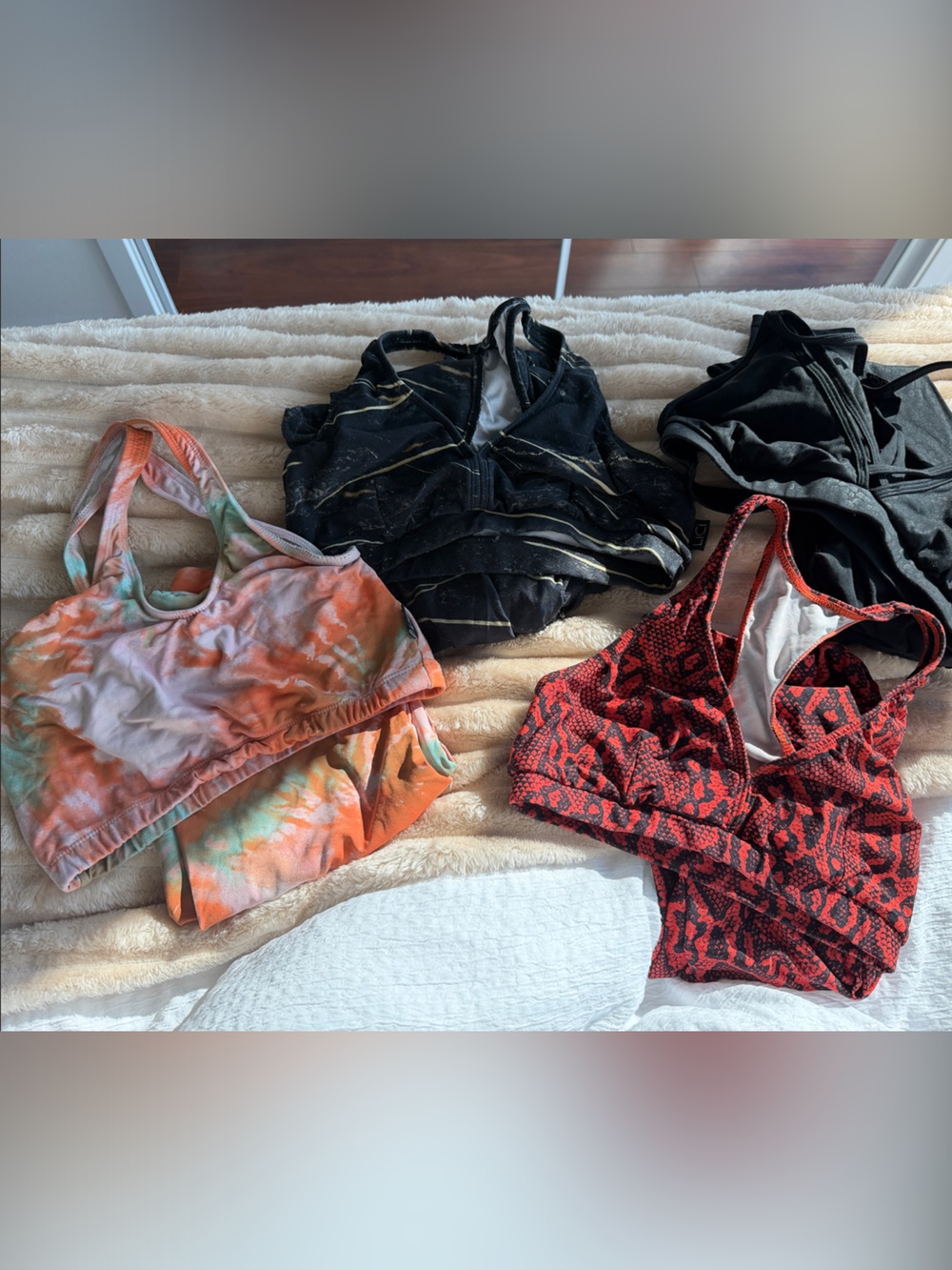 Lici Fit Bundle Mixed Activewear Sports Bras and matching leggings